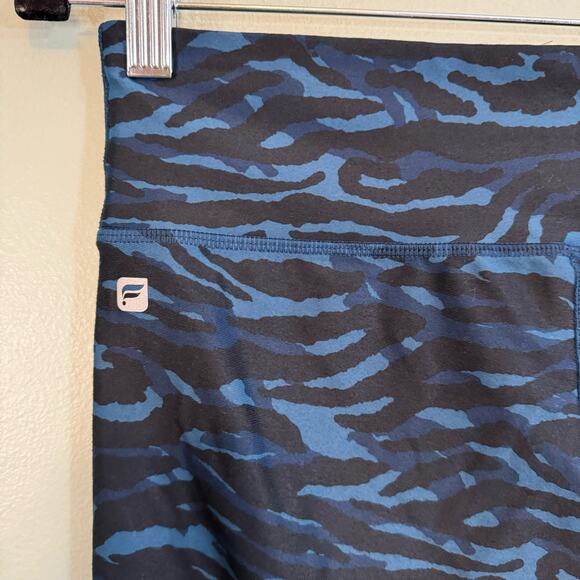 Fabletics Define PowerHold Leggings Womens M Zebra Print Workout Yoga Black Blue - Picture 5 of 7